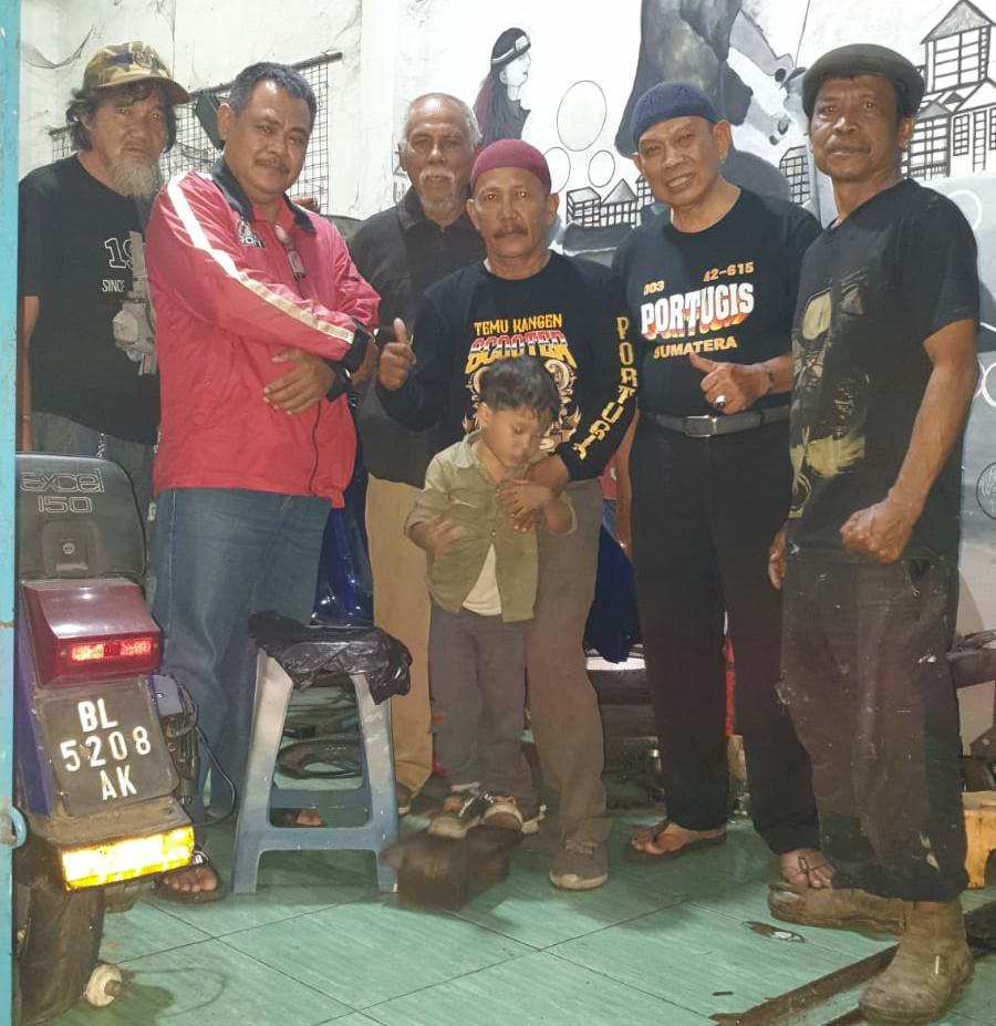 Menyambut tamu touring vespa dari Pakanbaru tgl 10 feb 26 (pak Nanang dan anaknya).